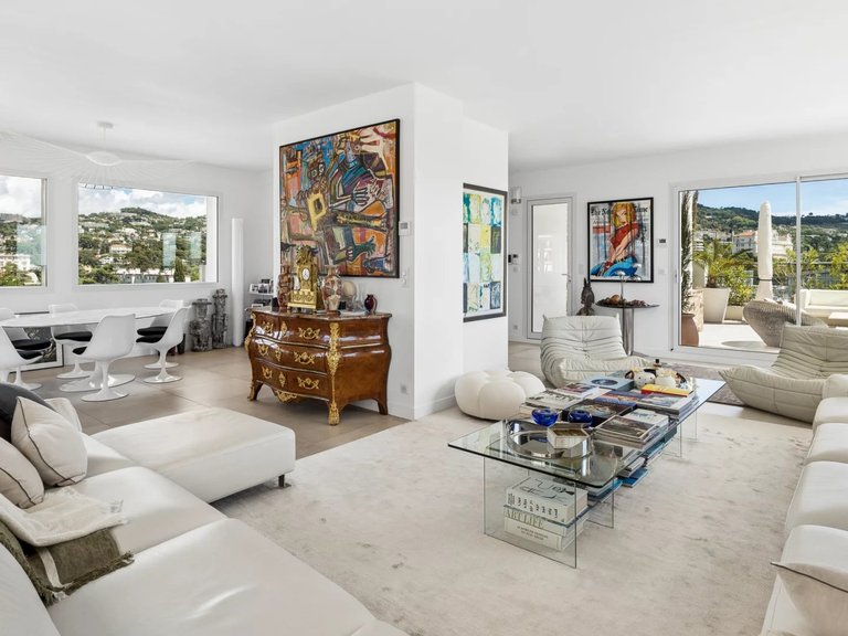 Apartment for Sale in Cannes, Cannes Area 2
