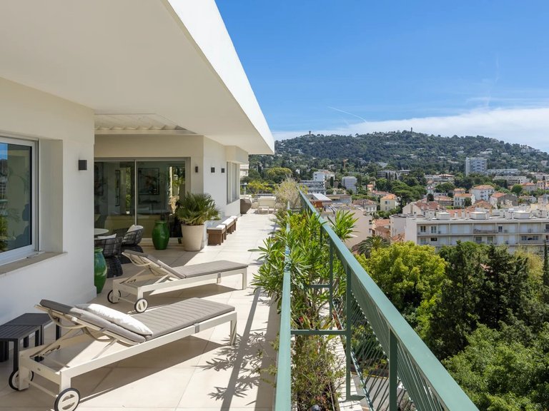 Apartment for Sale in Cannes, Cannes Area 3