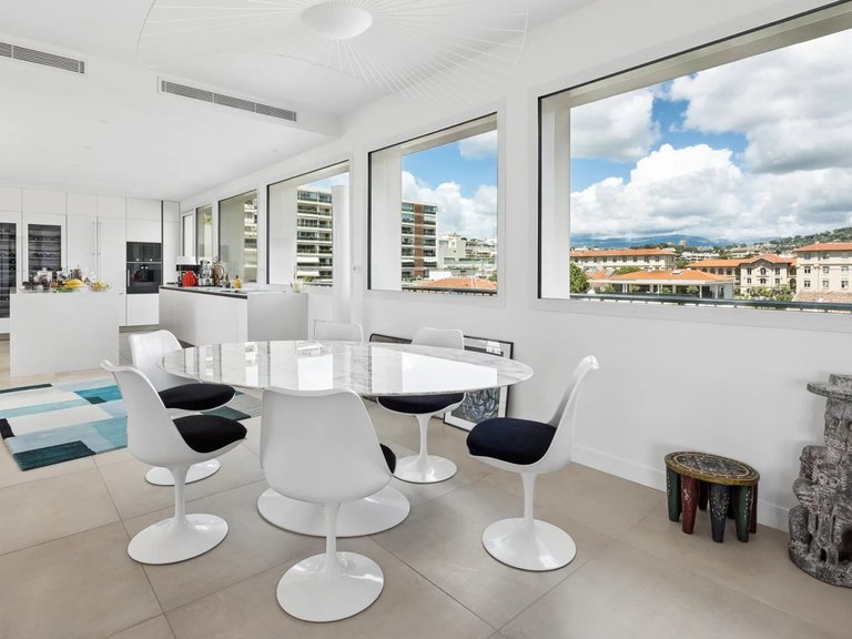 Apartment for Sale in Cannes, Cannes Area 5