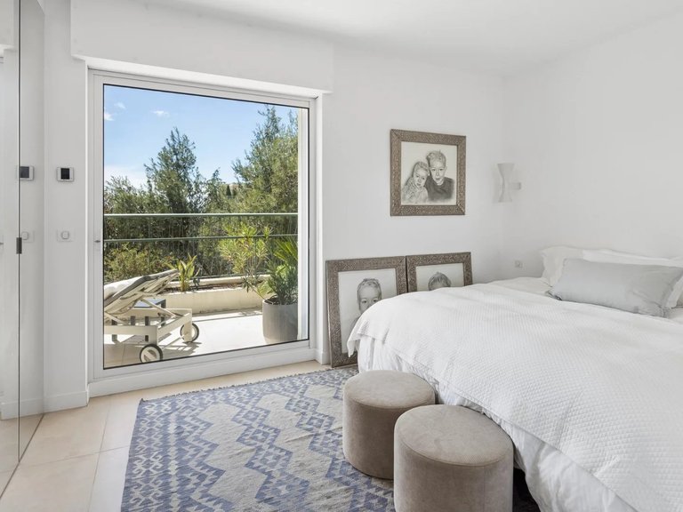 Apartment for Sale in Cannes, Cannes Area 15