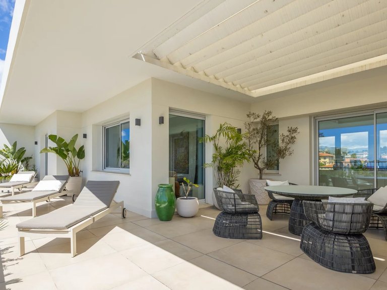 Apartment for Sale in Cannes, Cannes Area 18