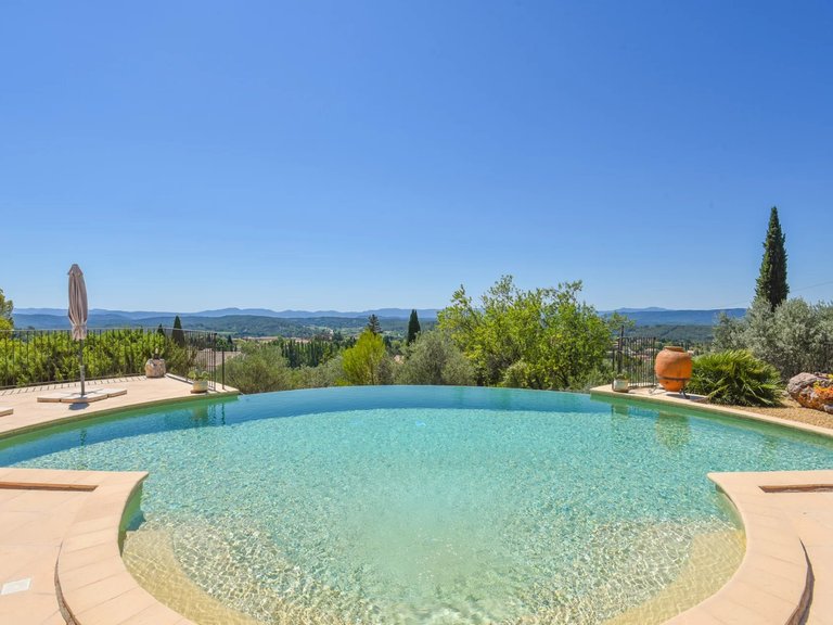 Villa for Sale in Lorgues, Var Countryside (fayence, Lorgues, Cotignac) 2