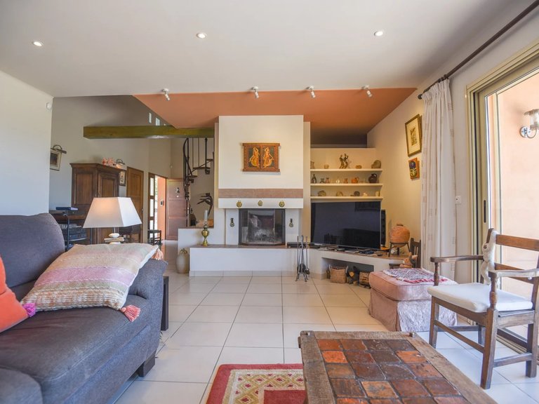 Villa for Sale in Lorgues, Var Countryside (fayence, Lorgues, Cotignac) 17