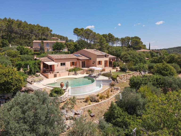 Villa for Sale in Lorgues, Var Countryside (fayence, Lorgues, Cotignac) 3