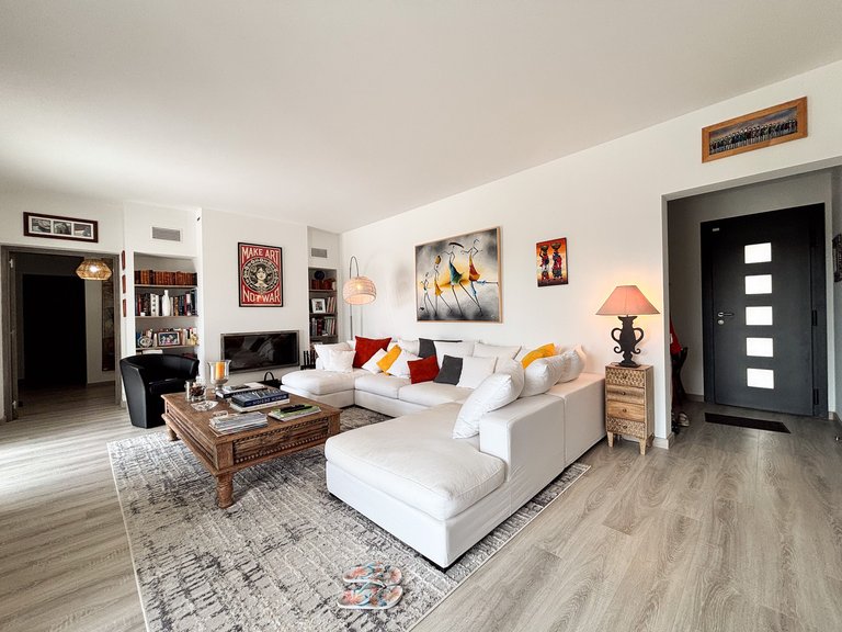 Villa for Sale in Lorgues, Var Countryside (fayence, Lorgues, Cotignac) 8