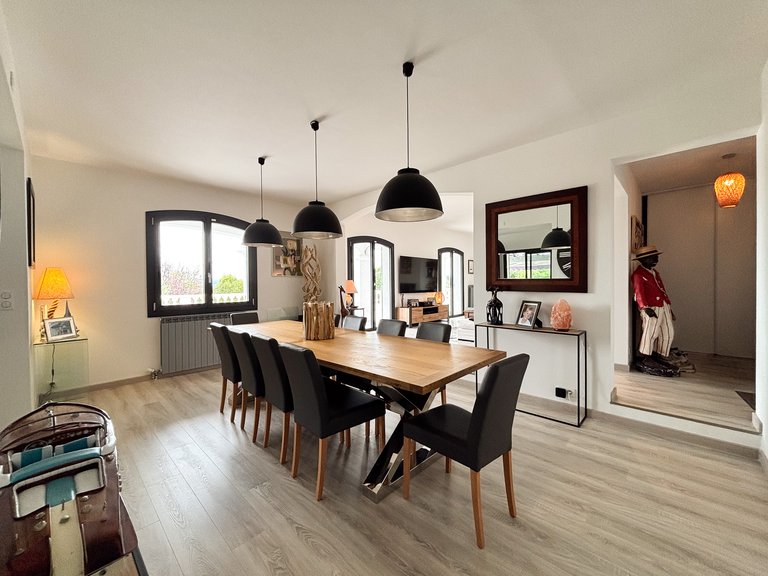 Villa for Sale in Lorgues, Var Countryside (fayence, Lorgues, Cotignac) 9