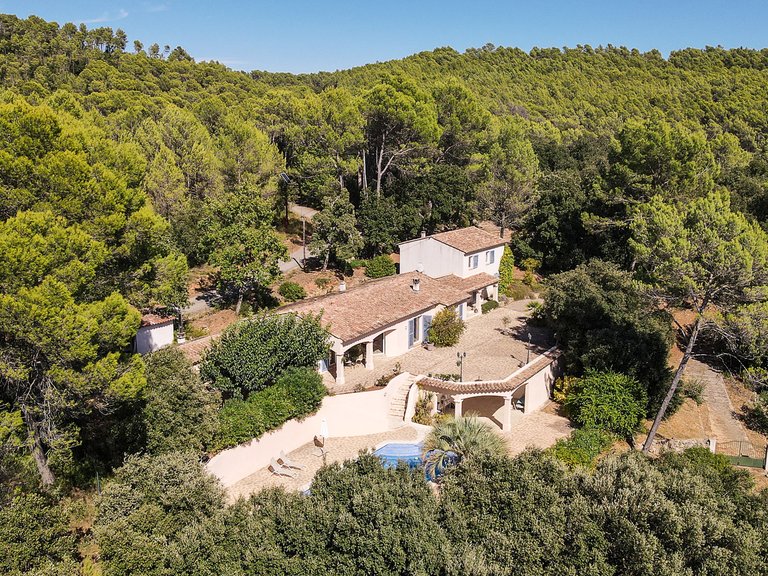 Villa for Sale in Lorgues, Var Countryside (fayence, Lorgues, Cotignac) 1