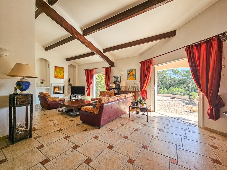 Villa for Sale in Lorgues, Var Countryside (fayence, Lorgues, Cotignac) 11