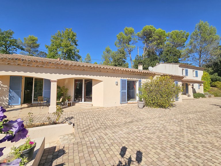 Villa for Sale in Lorgues, Var Countryside (fayence, Lorgues, Cotignac) 4