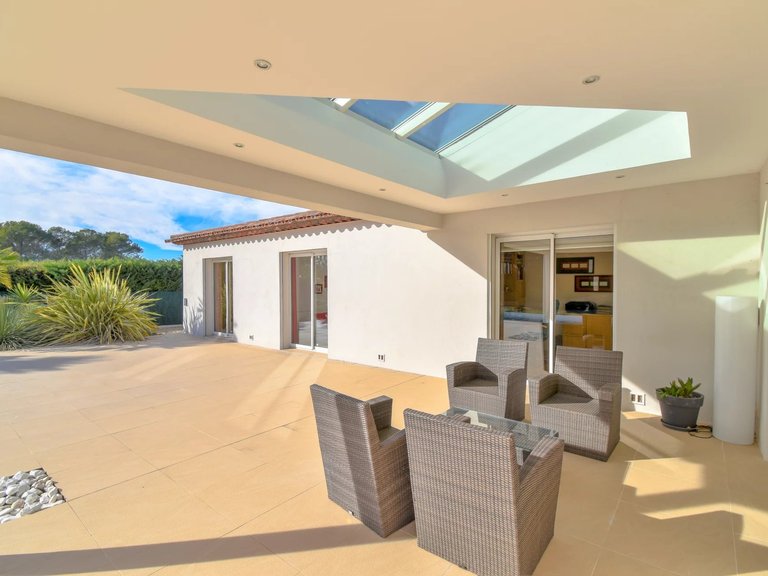 Villa for Sale in Lorgues, Var Countryside (fayence, Lorgues, Cotignac) 4