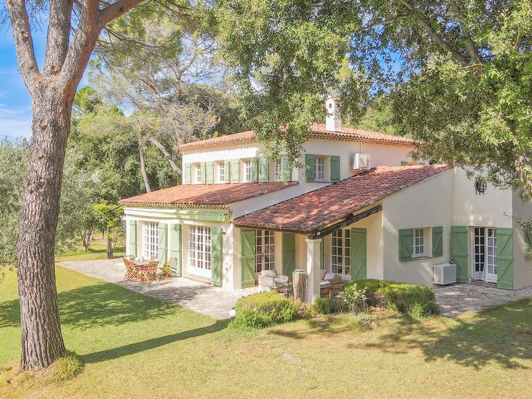 Villa for Sale in Montauroux, Var Countryside (fayence, Lorgues, Cotignac) 3