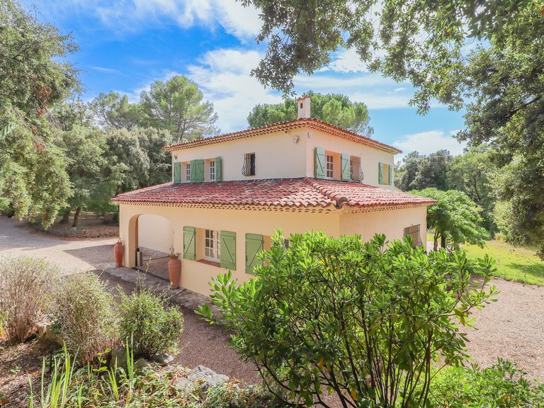 Villa for Sale in Montauroux, Var Countryside (fayence, Lorgues, Cotignac) 4