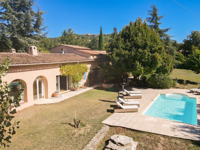 Villa for Sale in Callian, Var Countryside (fayence, Lorgues, Cotignac) 1