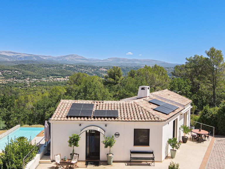Villa for Sale in Tourrettes, Var Countryside (fayence, Lorgues, Cotignac) 2