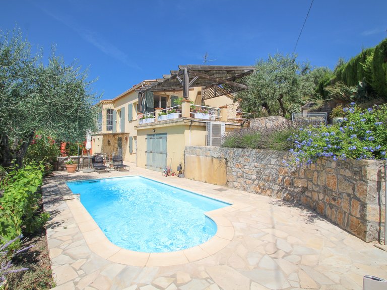 Villa for Sale in Tourrettes, Var Countryside (fayence, Lorgues, Cotignac) 2