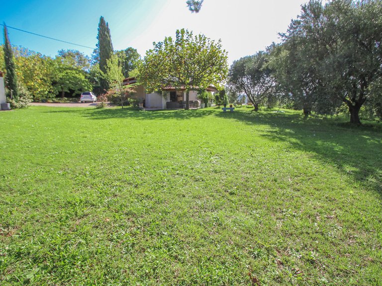 Villa for Sale in Fayence, Var Countryside (fayence, Lorgues, Cotignac) 15