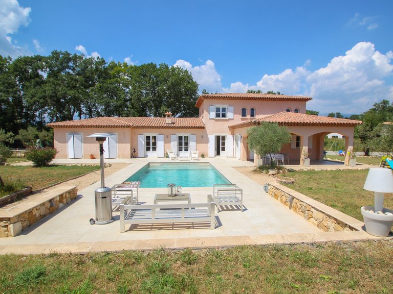 Villa for Sale in Callian, Var Countryside (fayence, Lorgues, Cotignac) 2