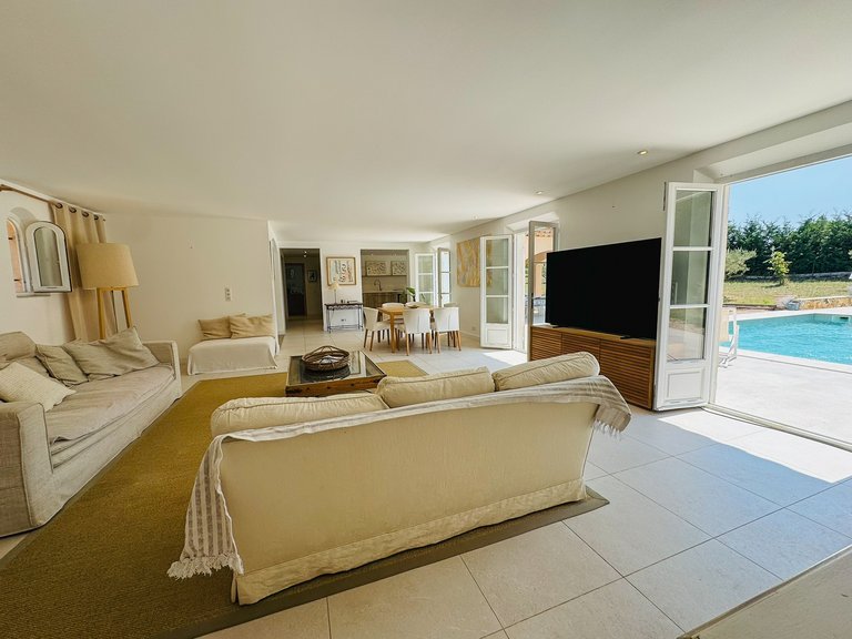 Villa for Sale in Callian, Var Countryside (fayence, Lorgues, Cotignac) 8
