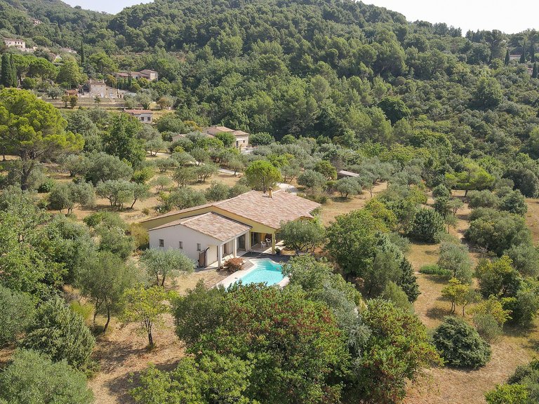 Villa for Sale in Seillans, Var Countryside (fayence, Lorgues, Cotignac) 16