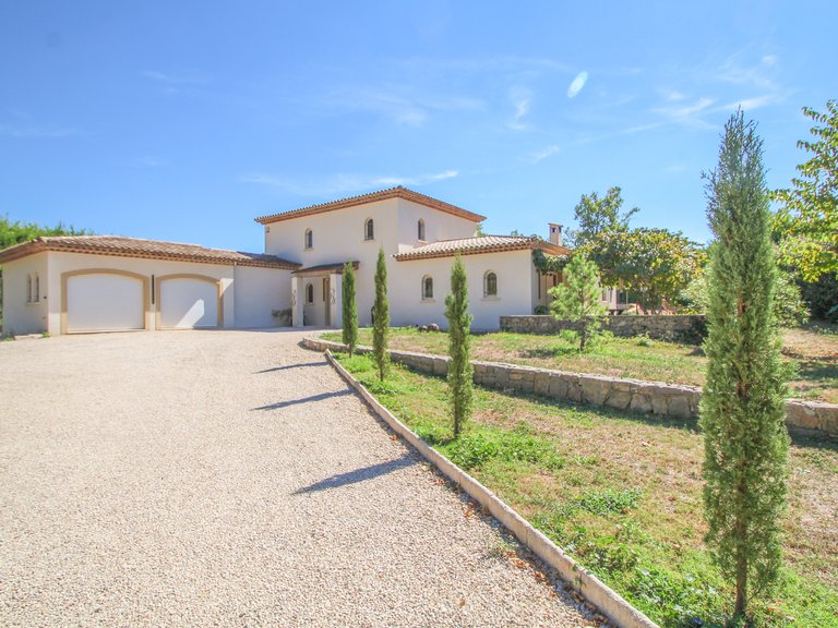 Villa for Sale in Callian, Var Countryside (fayence, Lorgues, Cotignac) 3