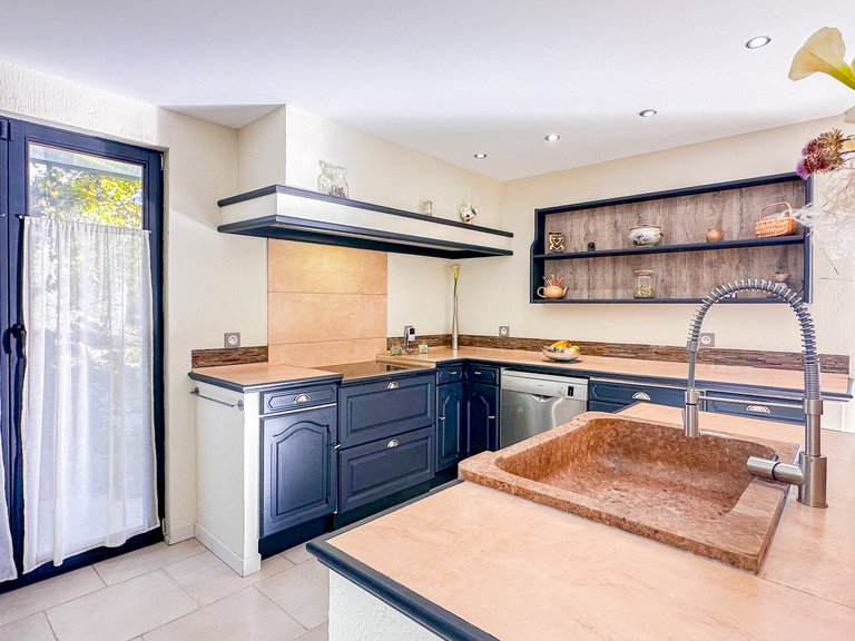 Villa for Sale in Fayence, Var Countryside (fayence, Lorgues, Cotignac) 12