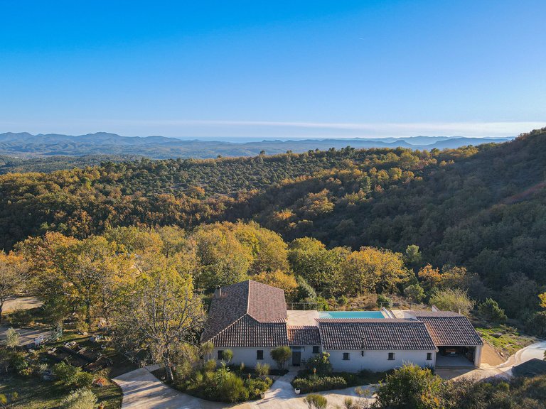 Villa for Sale in Fayence, Var Countryside (fayence, Lorgues, Cotignac) 18