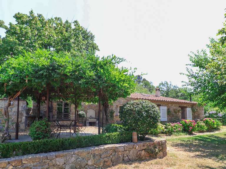 Villa for Sale in Tourrettes, Var Countryside (fayence, Lorgues, Cotignac) 1