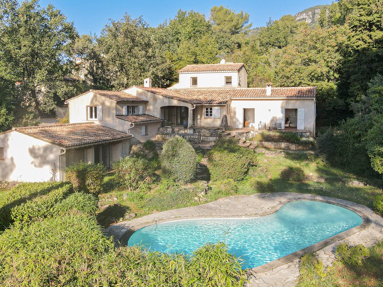 Villa for Sale in Tourrettes Sur Loup, Vence, St. Paul Area 1