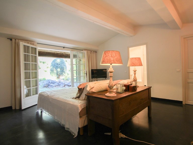 Villa for Sale in Tourrettes Sur Loup, Vence, St. Paul Area 13