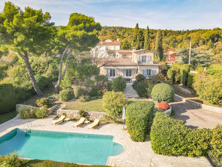Villa for Sale in Cabris, Mougins, Valbonne, Grasse Area 1