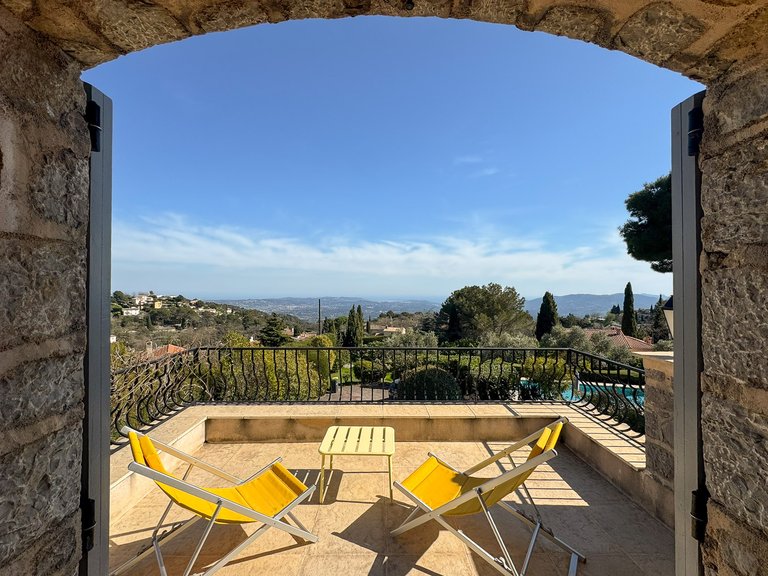 Villa for Sale in Cabris, Mougins, Valbonne, Grasse Area 20
