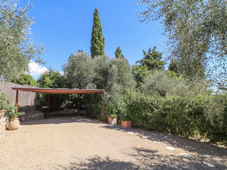 Villa for Sale in Chateauneuf Grasse, Mougins, Valbonne, Grasse Area 16