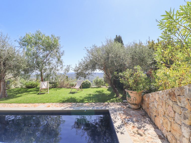 Villa for Sale in Chateauneuf Grasse, Mougins, Valbonne, Grasse Area 10