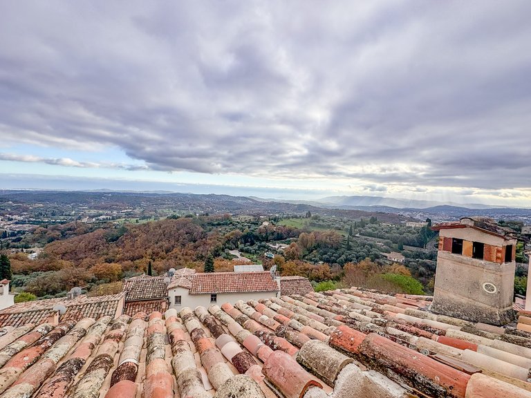 Villa for Sale in Chateauneuf Grasse, Mougins, Valbonne, Grasse Area 2