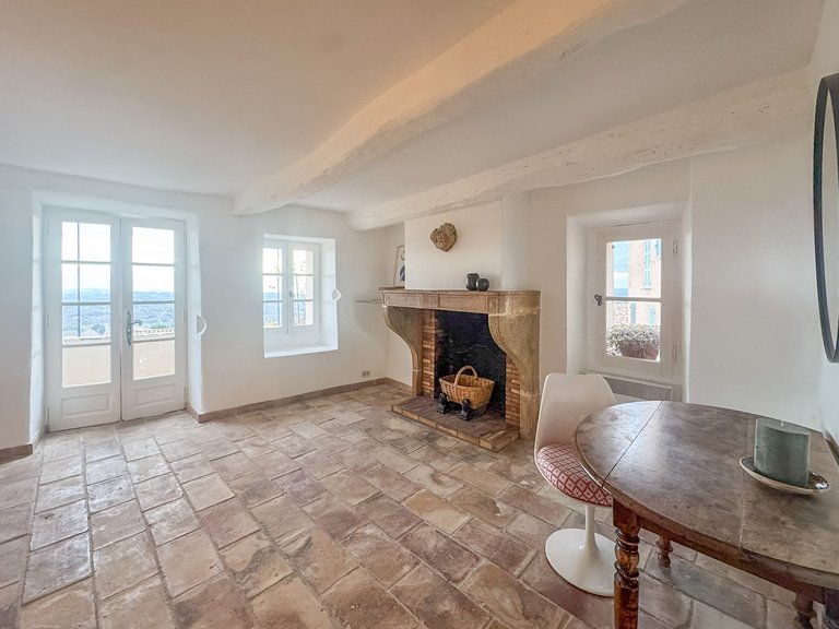 Villa for Sale in Chateauneuf Grasse, Mougins, Valbonne, Grasse Area 3