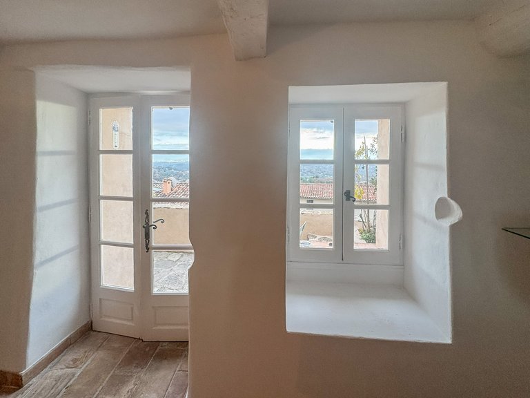 Villa for Sale in Chateauneuf Grasse, Mougins, Valbonne, Grasse Area 4