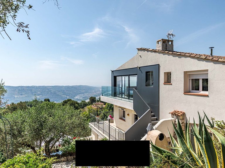 Villa for Sale in Gattieres, Vence, St. Paul Area 4