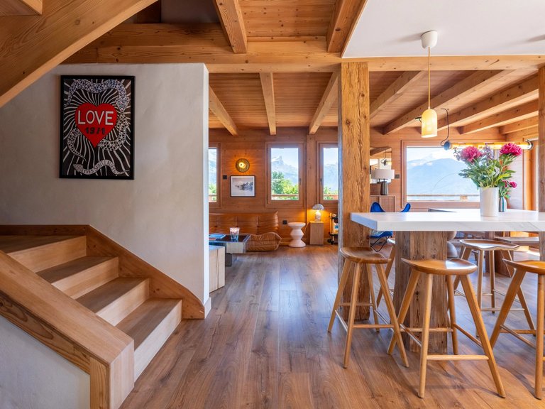 Villa for Sale in Combloux, Megeve 8
