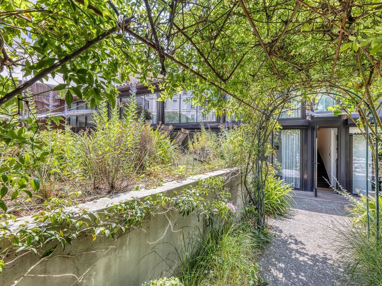 Villa for Sale in Cannes, Cannes Area 4