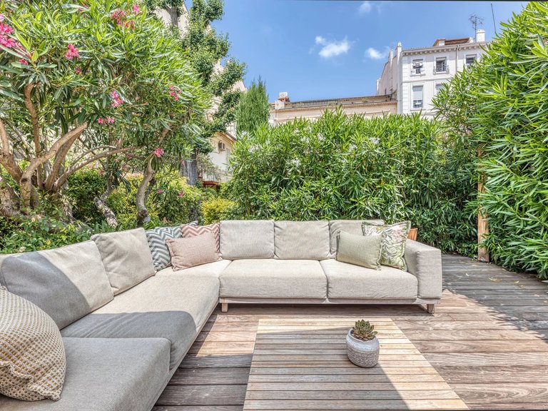 Villa for Sale in Cannes, Cannes Area 5