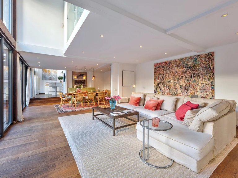 Villa for Sale in Cannes, Cannes Area 7