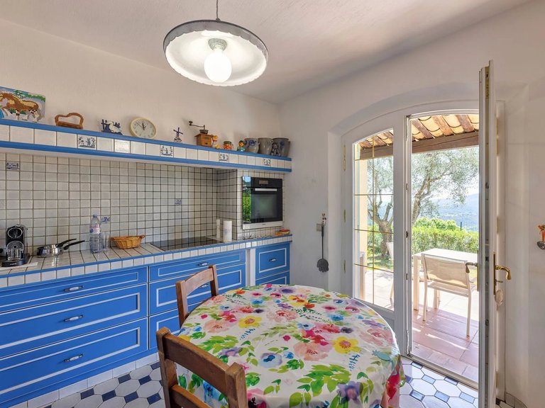 Villa for Sale in Le Tignet, Mougins, Valbonne, Grasse Area 8