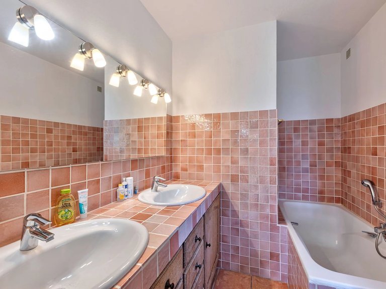 Villa for Sale in Le Tignet, Mougins, Valbonne, Grasse Area 10