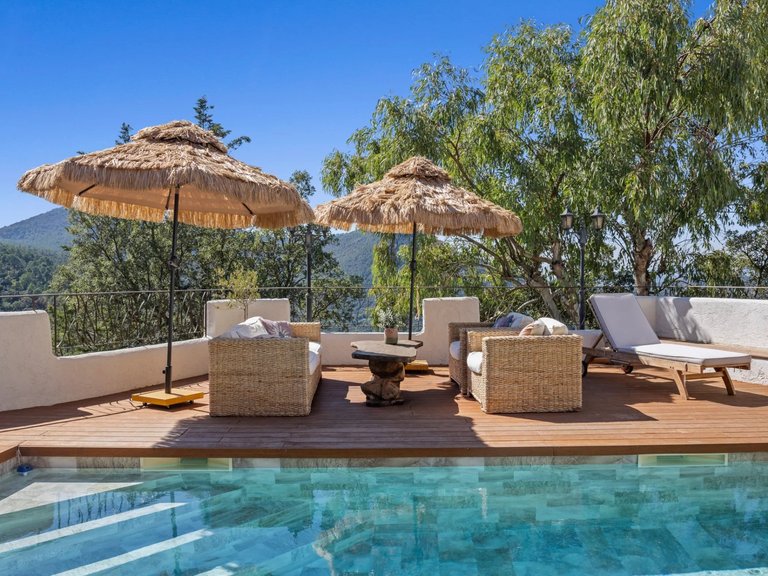 Villa for Sale in Mandelieu La Napoule, Cannes Area 3