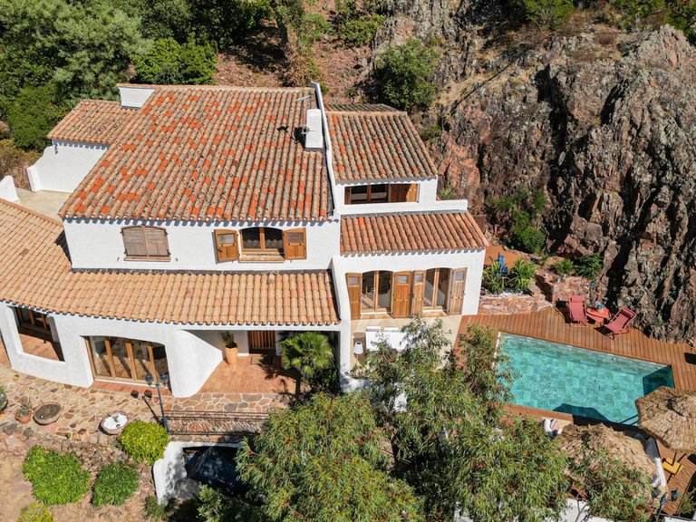 Villa for Sale in Mandelieu La Napoule, Cannes Area 6