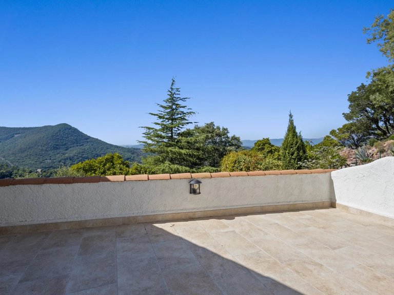 Villa for Sale in Mandelieu La Napoule, Cannes Area 15