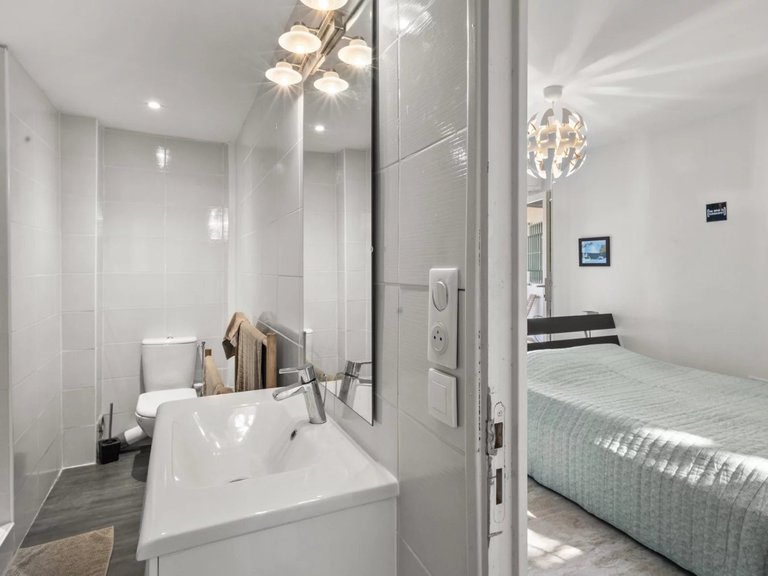 Villa for Sale in Le Golfe Juan, Antibes Area 10