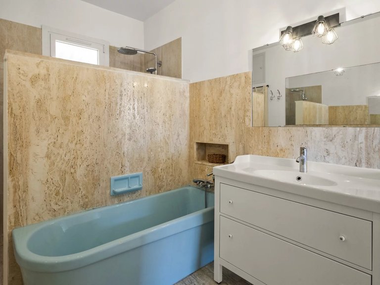 Villa for Sale in Le Golfe Juan, Antibes Area 16