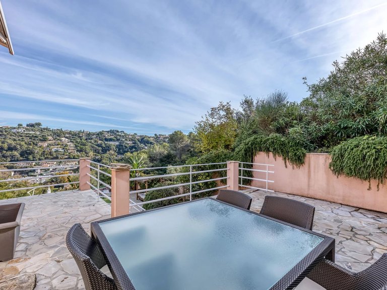Villa for Sale in Cagnes Sur Mer, Antibes Area 14