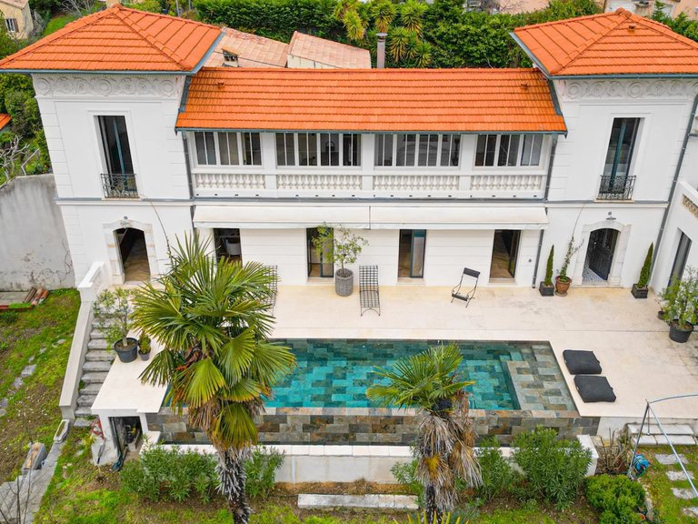 Villa for Sale in Vence, Vence, St. Paul Area 2